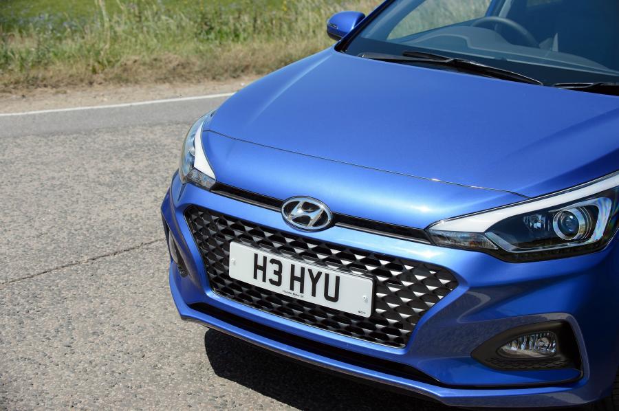 Детали экстерьера Hyundai i20 (IB) 2018 года  (UK) (фото 16 из 40)